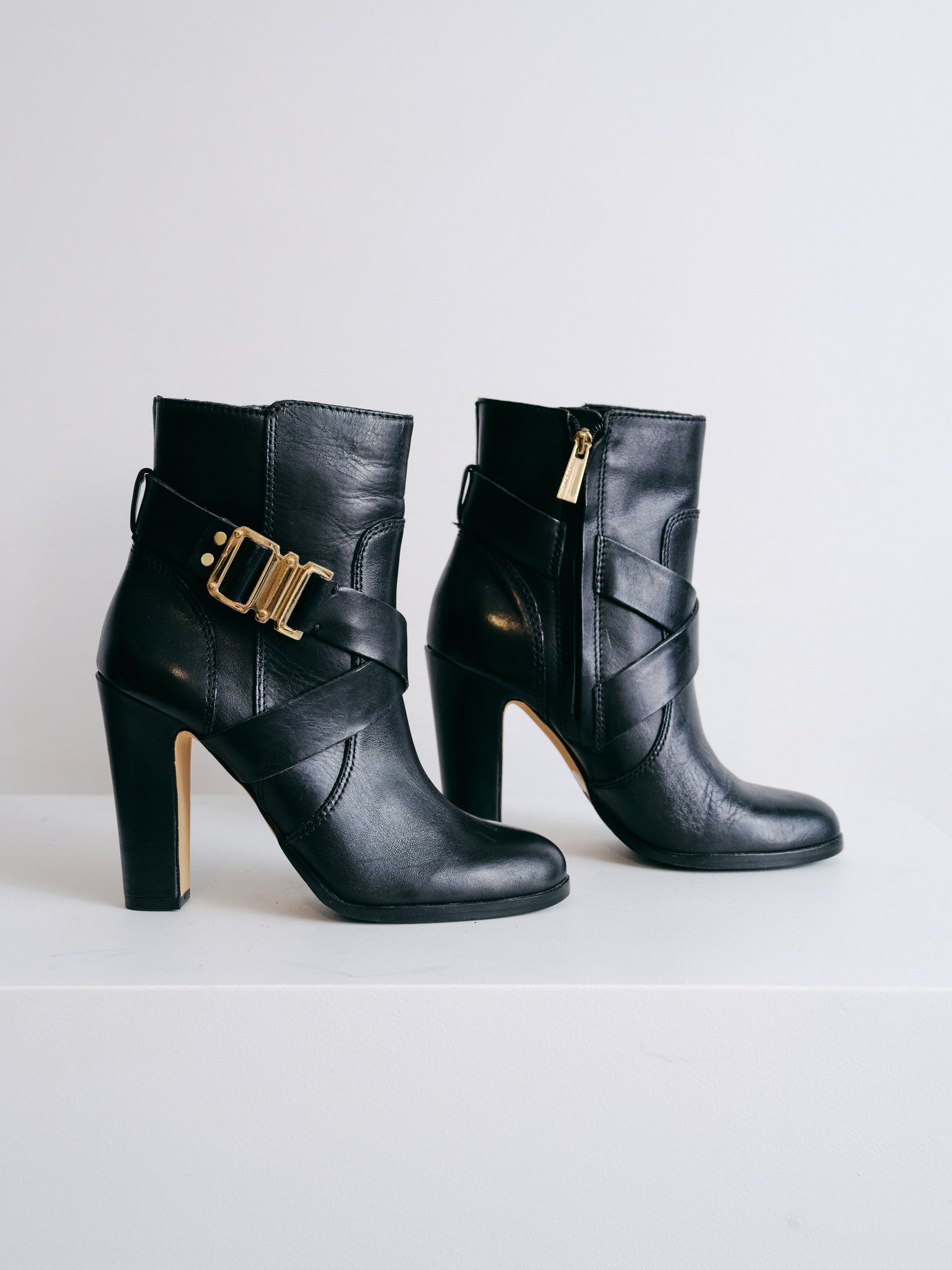 Vince Camuto Black Leather "Connolly" Booties